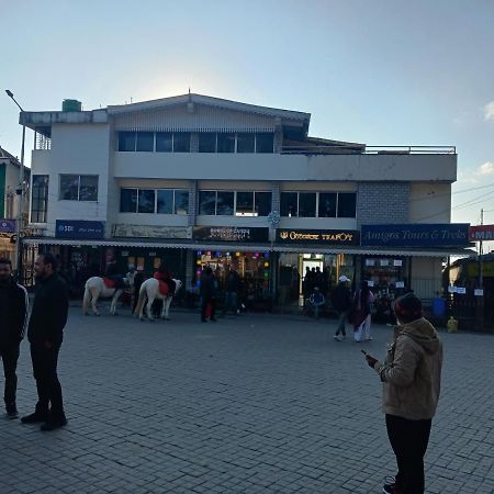 Azalea Holidays On Mall Darjeeling (West Bengal) Exterior foto
